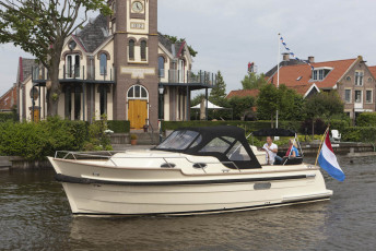 12 Antaris Connery 29 White 198