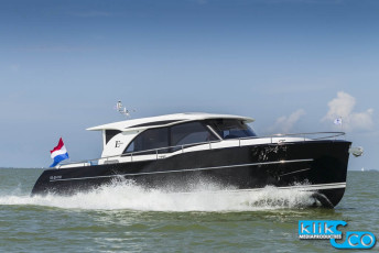 16 Elegance 1300 4G Black 0403